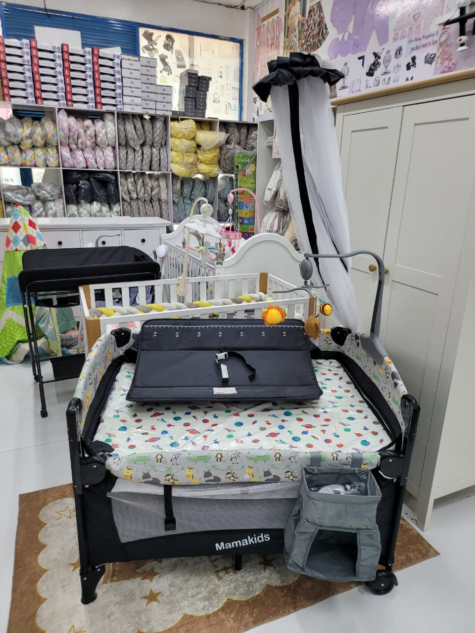 Mamakids 3-in-1 Cosleeper Playpen with Changing Table & Mosquito Net