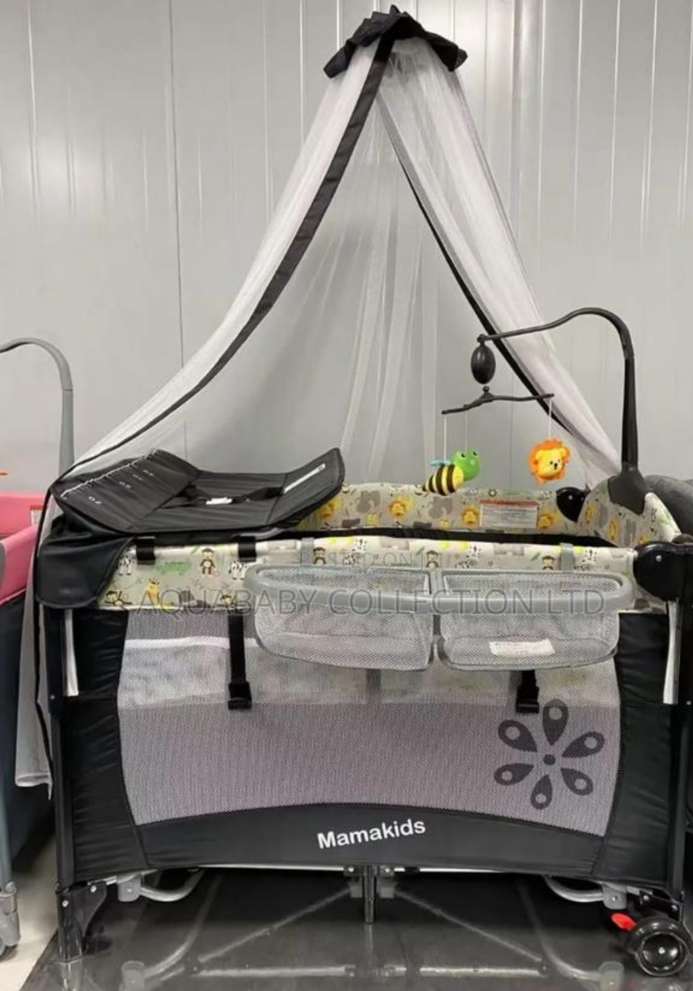 Mamakids 3-in-1 Cosleeper Playpen with Changing Table & Mosquito Net