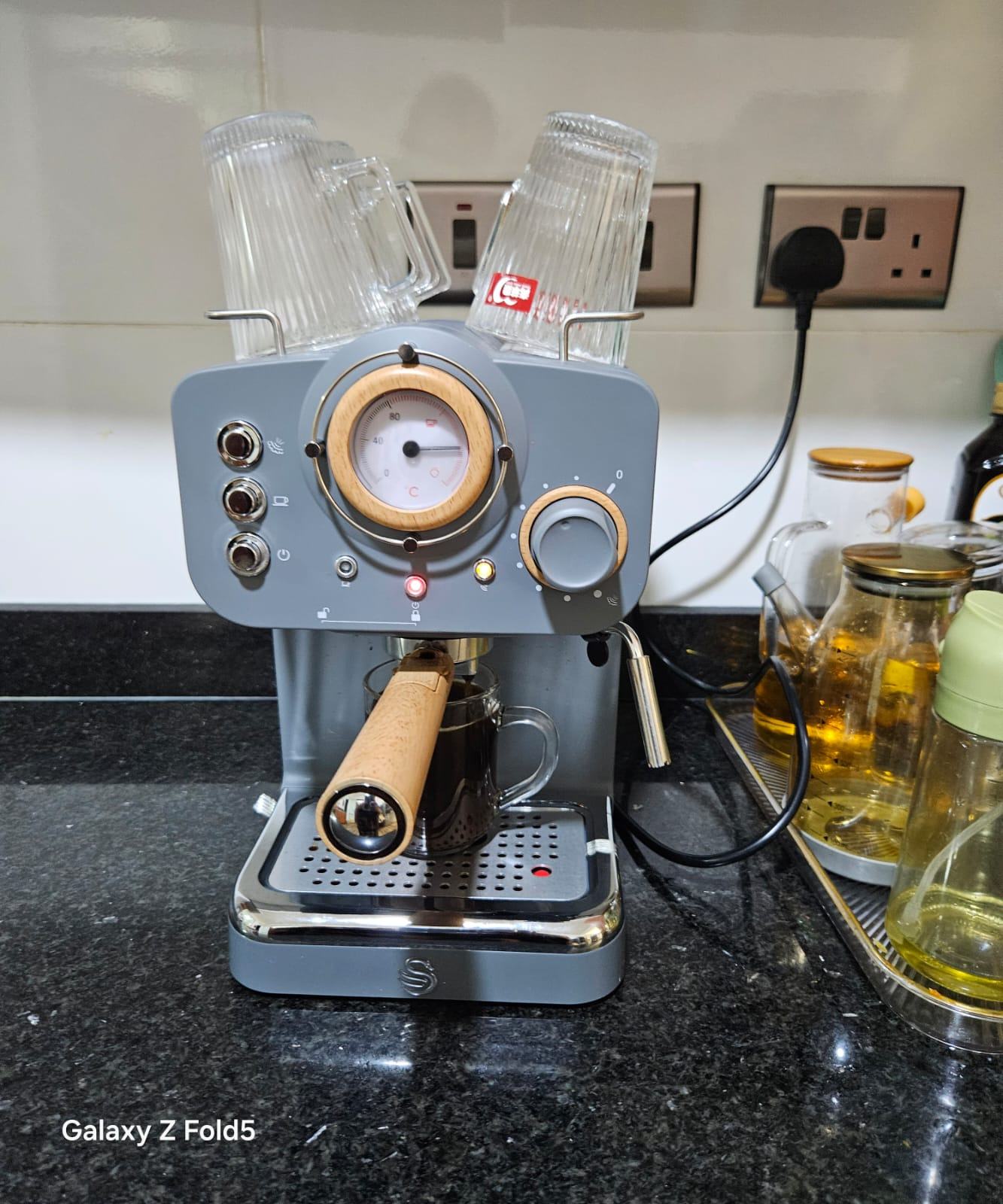 Swan Nordic Espresso Coffee Machine Slate Grey – 15 Bar Pump