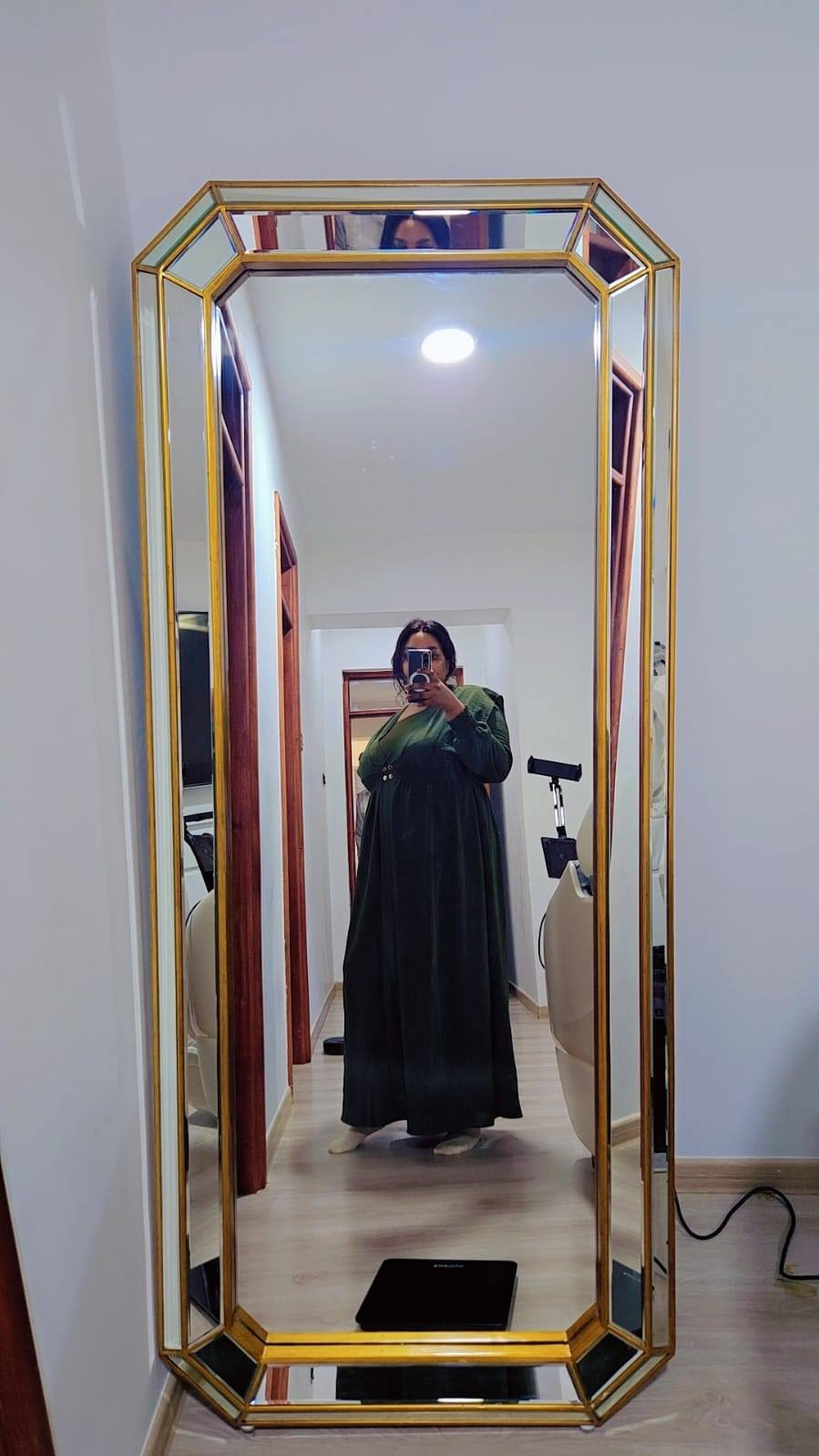 Hanah Home Carlos Gold Full-Length Leaner Mirror – Modern Floor Mirror
