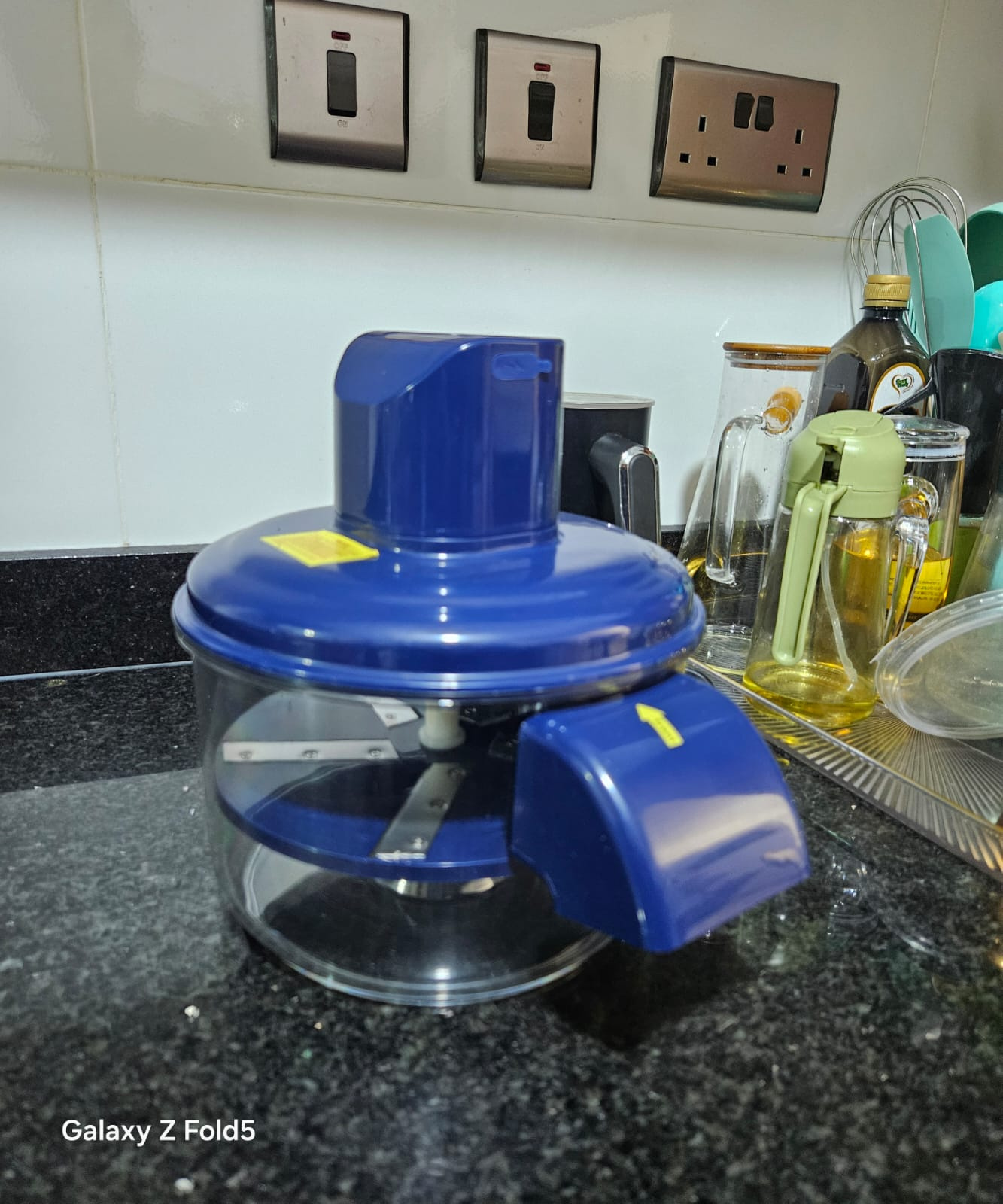 Generic Electric Automatic Fruit & Vegetable Peeler – Blue
