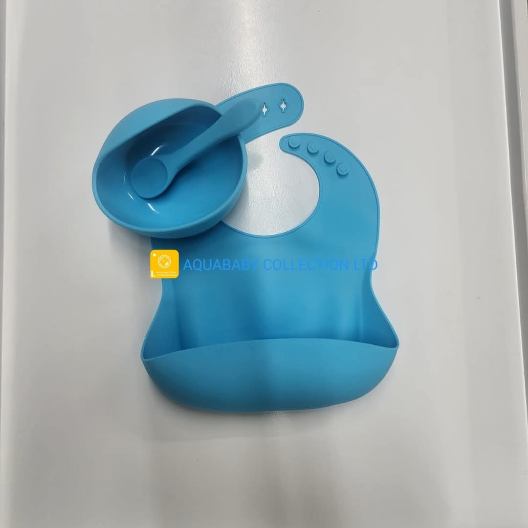 Silicone Baby Feeding Bib with Food Catcher Pocket – Adjustable & Waterproof Toddler Bib